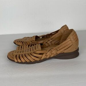 Comfortiva Women Huarache Woven Leather Sandals 10 M Tan Pillow Top Memory Foam